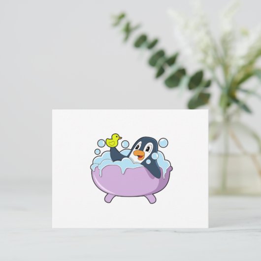 Penguin in der Badewanne mit Duck Postkarte (Stehend Vorderseite)