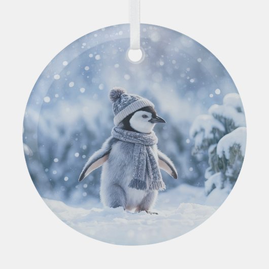 Penguin in the Snow Cute Christmas Ornament Aus Glas (Vorderseite)