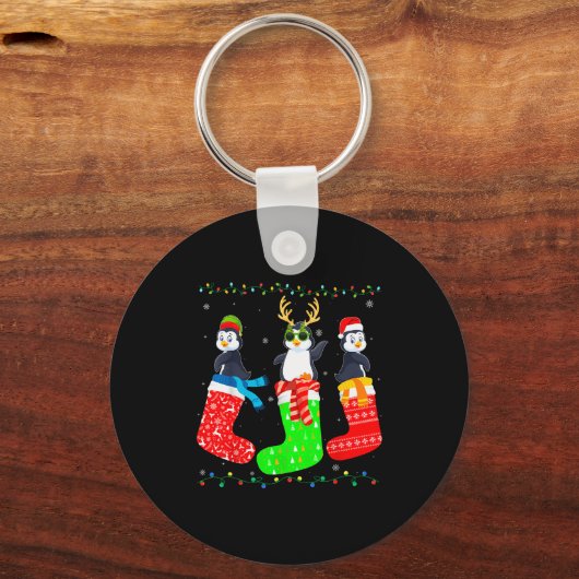 Penguin In Xmas Socks Funny Holiday Ugly Sweater C Schlüsselanhänger (Vorderseite)