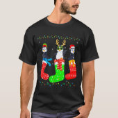 Penguin In Xmas Socks Funny Holiday Ugly Sweater C T-Shirt (Vorderseite)