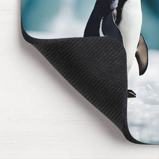 Penguin On Iceberg Mousepad (Ecke)