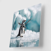 Penguin On Iceberg Quadratische Wanduhr (Winkel)