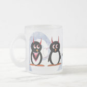 Penguin-Parade-Tasse Mattglastasse (Links)