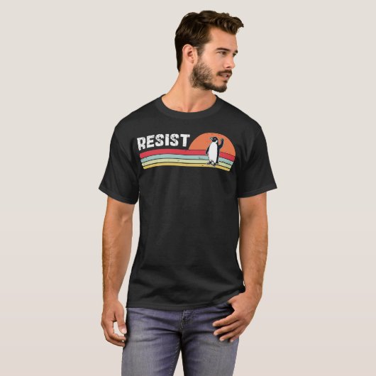 Penguin Resist Funny Penguins T-Shirt (Vorne ganz)