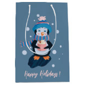 Penguin with Hot Cocoa Blue Holiday Gift Bag Mittlere Geschenktüte (Vorderseite)