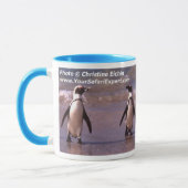 Penguins auf der Strand Tasse (Links)