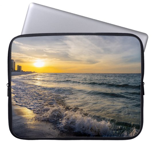 Pensacola Splashing Waves Sunrise Laptop Case (Vorderseite)