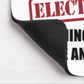 Pensionierter Elektriker (US-Bann) Mousepad (Ecke)