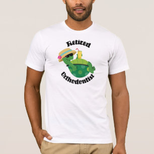 Pensionierter Orthodontist (Schildkröte) T-Shirt