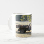 Pensionierter Power-Lastwagen, alter Kaffeetasse (Vorderseite Links)