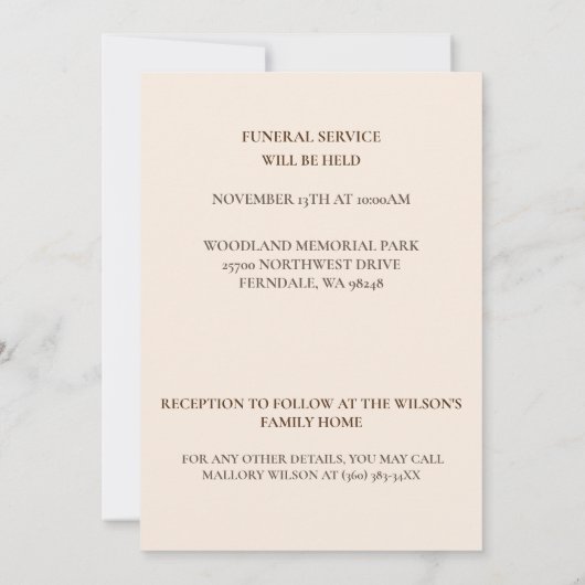 Pensive Möwen & Sand Beerdigung Bereavement Einladung (Rückseite)