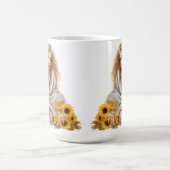 PENSIVE WASSERFALLMÄDCHEN MIT BLONDE-HAAR KAFFEETASSE (Mittel)