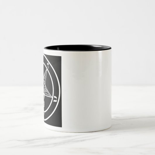 Pentagramm von Baphomet Zweifarbige Tasse (Mittel)