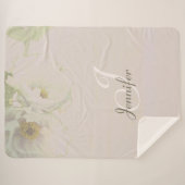 Peonies Mauve Monogram Sherpa Blanket Sherpadecke (Vorderseite (Horizontal))