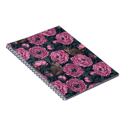Peonies und Wrens auf einem dunkelgrauen Notebook Notizblock (Rechte Seite)
