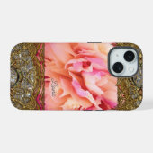 Peony Elegant Fluff Monogram iPhone 15 Hülle (Rückseite (Horizontal))
