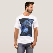 Peony Rose: Dunkle Blüte Vintag. T-Shirt (Vorne ganz)