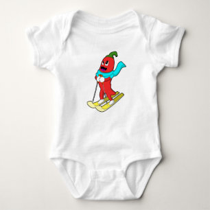Pepper als Skifahrer mit Ski Baby Strampler