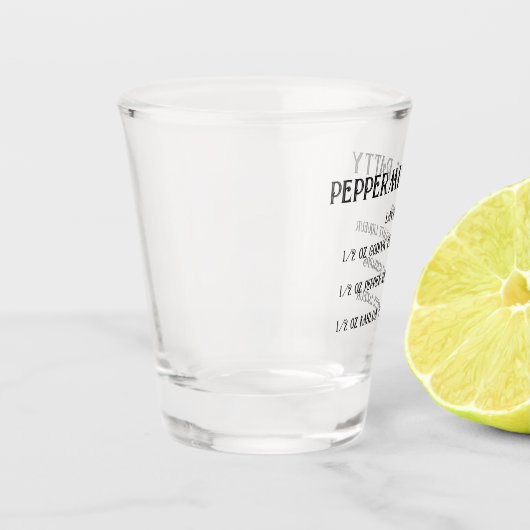 Peppermint-Patty-Neuheit Schnapsglas (Links)