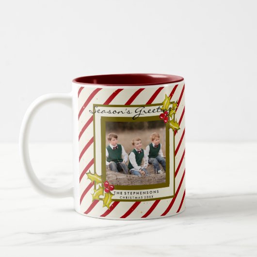 Peppermint Stripe Holly Farmhouse Foto Weihnachten Zweifarbige Tasse (Links)