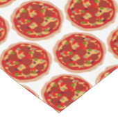 Pepperoni Pizza Muster Dinner Party Tischdecke (Schrägansicht)
