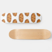 Pepperoni Pizza Pattern, italienisches Essen Skateboard (Horizontal)