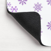 Peppy Lila Penguin Snowflake Mousepad (Ecke)
