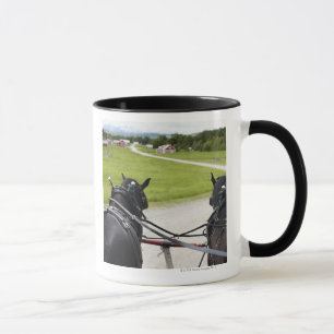 Perchon Pferde, die Wagen gegen historisches Tasse