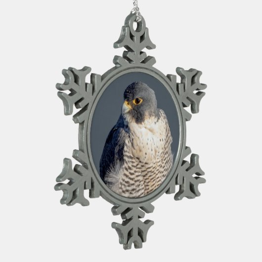 Peregrine Falcon entlang des Hudson River Schneeflocken Zinn-Ornament (Links)