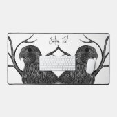 Peregrine Falcon in Baumzweigen mit Handschrift Schreibtischunterlage (Tastatur & Maus)