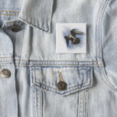 Peregrine Falcon in Flight Button (Beispiel)