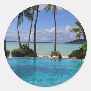 Perfct Infinity Pool on Vanilla Island Runder Aufkleber
