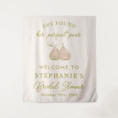 Perfect Pear Bridal Shower Fabric Welcome Sign Wandteppich (Vorderseite)