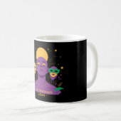 Perfekt für Mardi Gras 2026 Kaffeetasse (VorderseiteRechts)