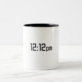 Perfekt Timed: 12:12 Moment Zweifarbige Tasse (Mittel)