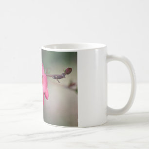 Perfekte rosa Blütenquitte Kaffeetasse