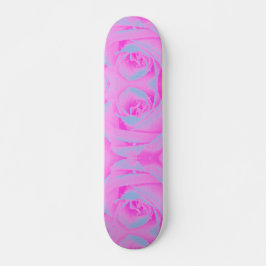 Perfekte Rose für Hot Pink und Light Blue Skateboard