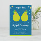 Perfektes Paar Niedlich Pear Twins Aqiqah Einladung (Stehend Vorderseite)