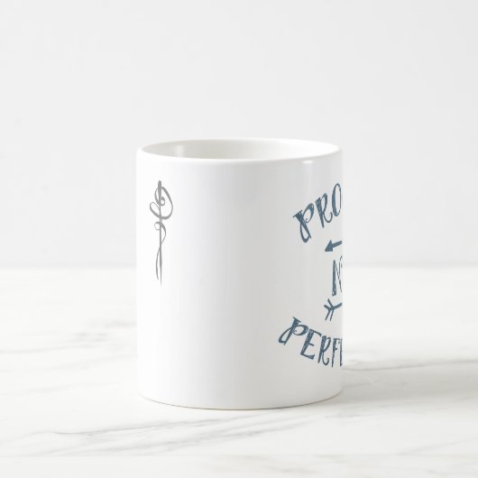 Perfektion GreyBlue des Fortschritts nicht auf Kaffeetasse (Mittel)