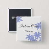 Periwinkle Blue Daisies on White Wedding Button (Vorne & Hinten)