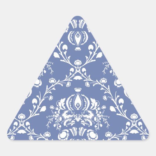 Periwinkle Blue und White Damask Dreieckiger Aufkleber (Vorderseite)