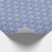 Periwinkle Blue und White Damask Geschenkpapier (Ecke)