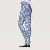 Periwinkle Blue und White Damask Leggings (Links)