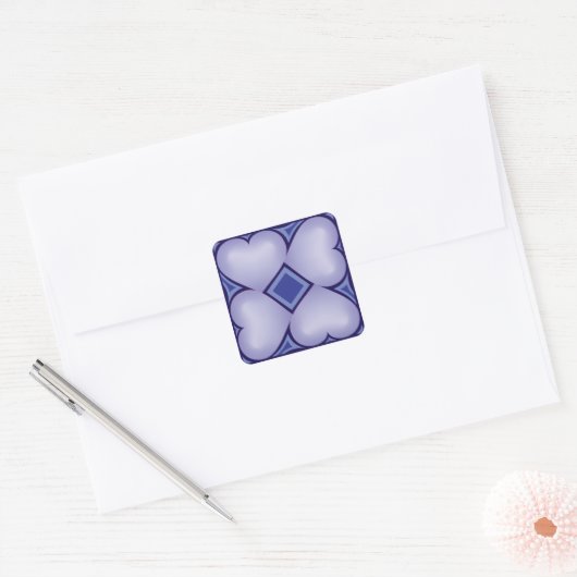 Periwinkle Fade Hearts Quadratischer Aufkleber (Umschlag)