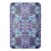 Periwinkle Garden Badematte (Vorderseite Vertikal)