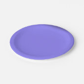 Periwinkle, kräftige Farbe, Pappteller (Schrägansicht)