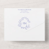 Periwinkle Leafy Wappen Monogram Wedding All In One Einladung (Rückseite)