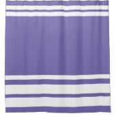Periwinkle: Moderne Linien in Weiß Duschvorhang (Vorderseite)