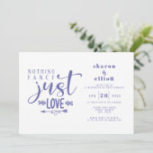 Periwinkle Nichts Extravagant nur Liebe Hochzeit Einladung (Stehend Vorderseite)