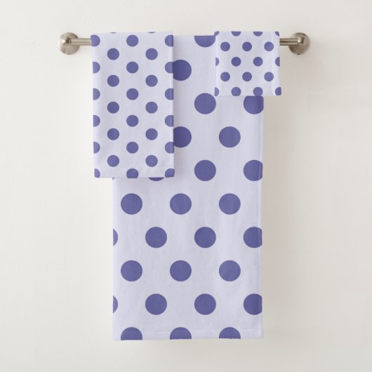 Periwinkle Polka Dots Badhandtuch Set (Insitu)